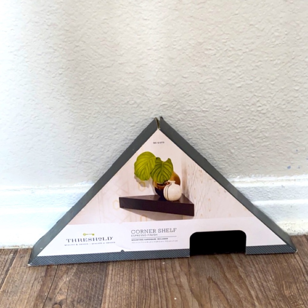 Corner shelf, espresso finish